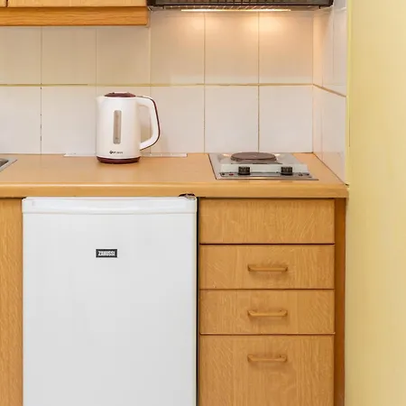 Remezzo Apart Otel Sami (Kefalonia)