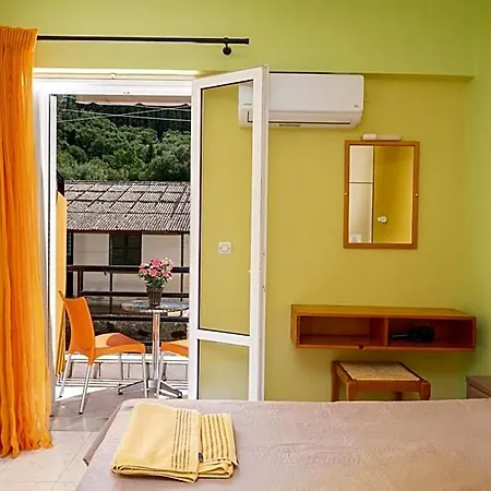 Lejlighedshotel Remezzo Sami (Kefalonia)